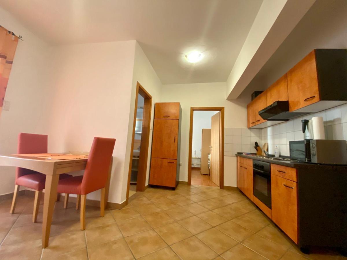 Apartments Grozdana Carnac Ngoại thất bức ảnh