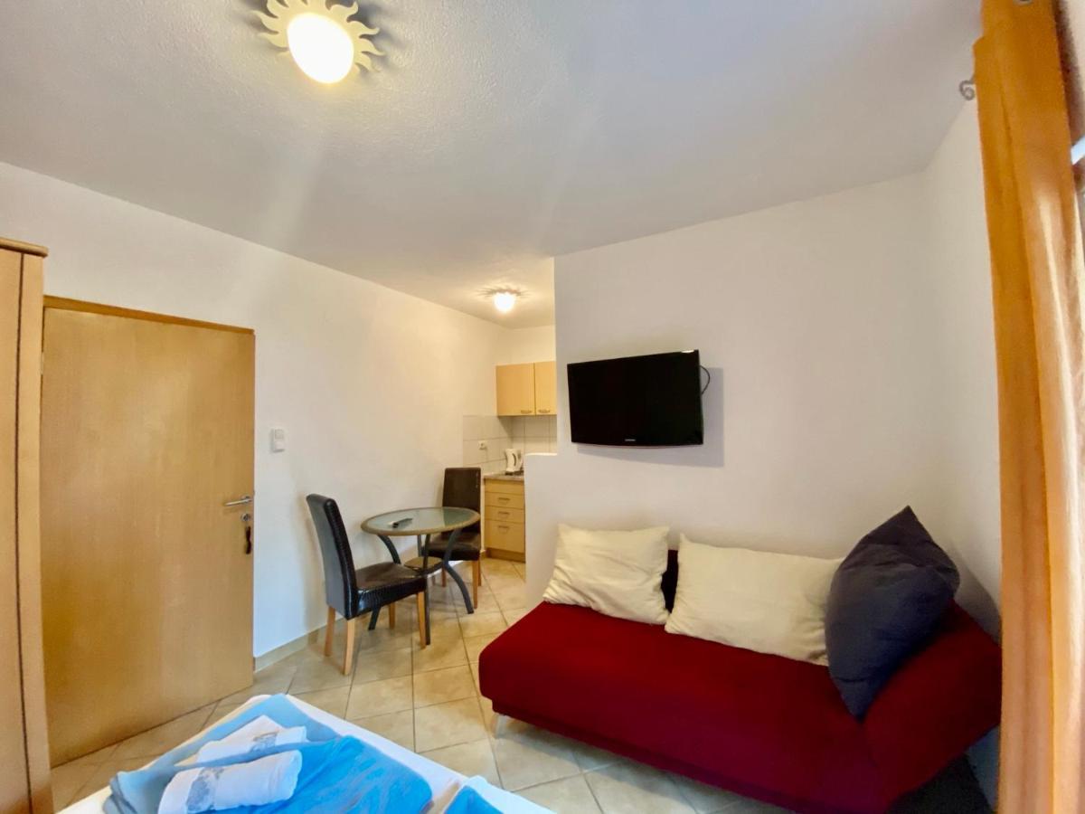 Apartments Grozdana Carnac Ngoại thất bức ảnh