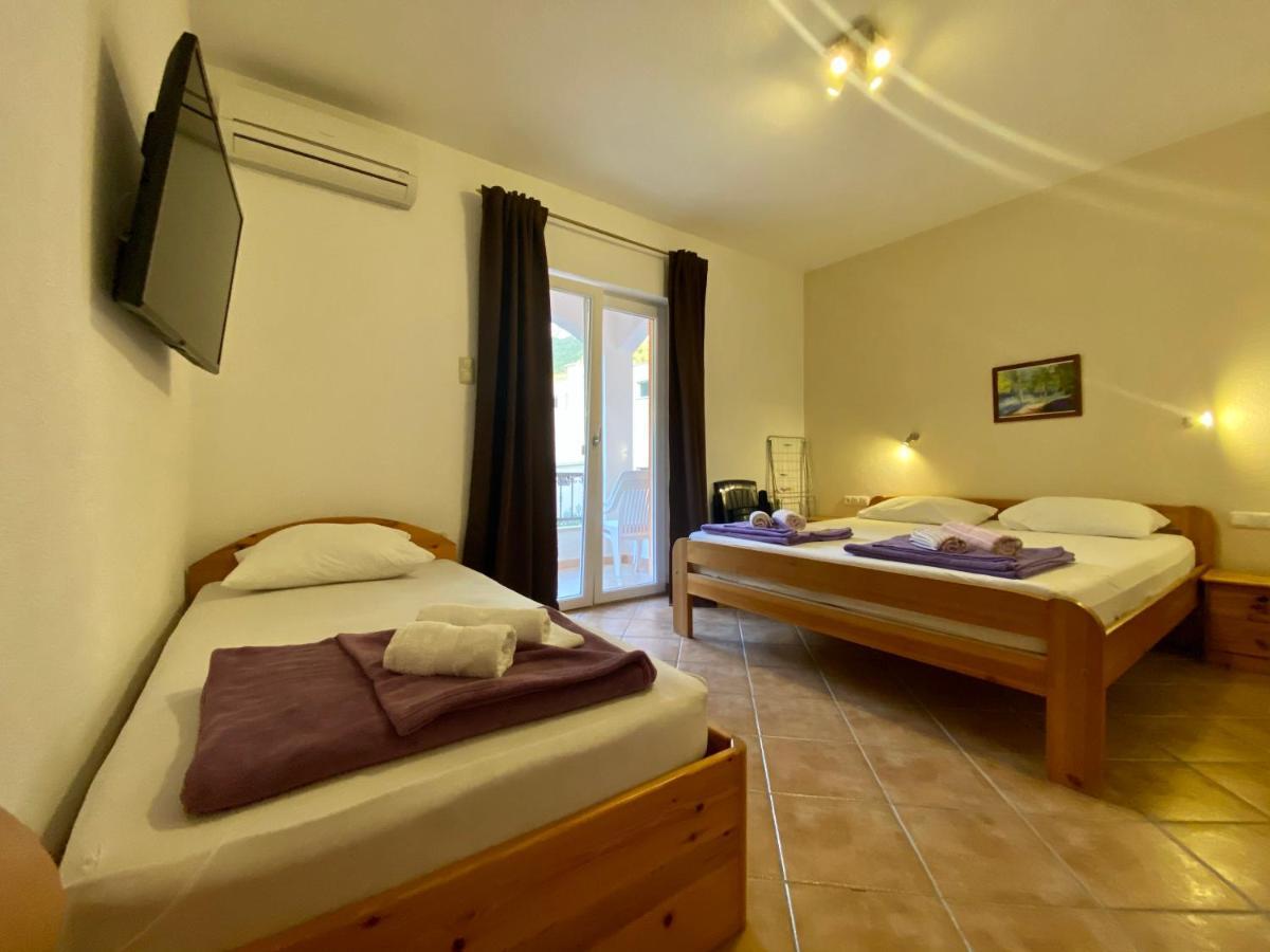 Apartments Grozdana Carnac Ngoại thất bức ảnh