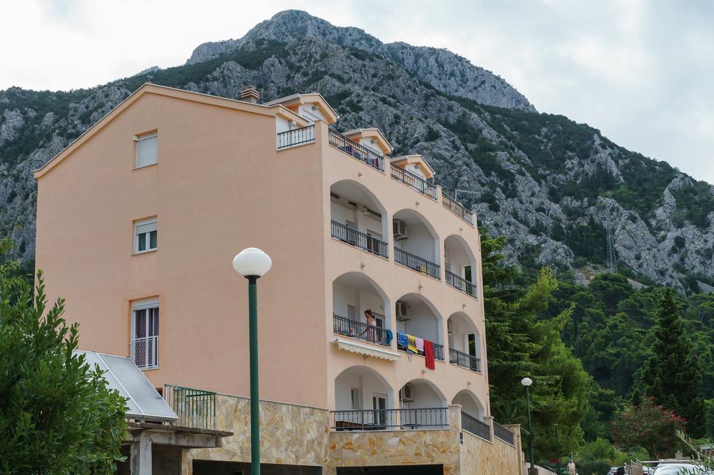 Apartments Grozdana Carnac Ngoại thất bức ảnh